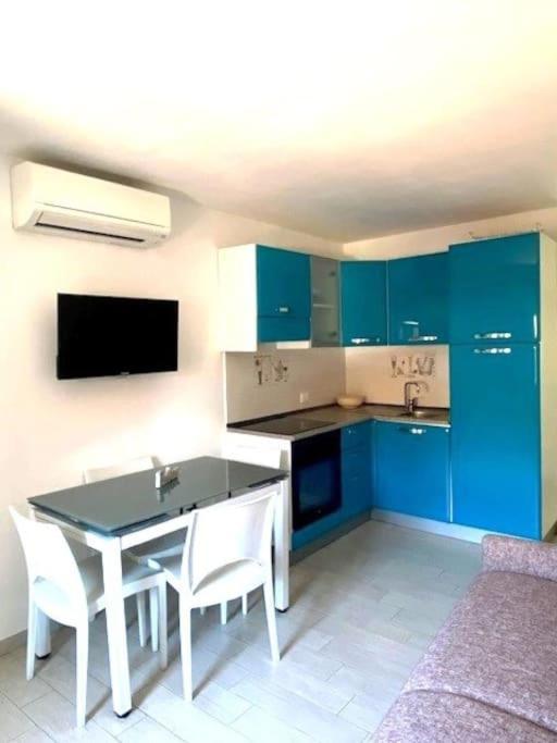 Antonella House, *